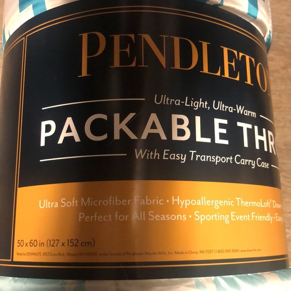 Brand 🆕💖💖💖 PENDLETON packable throw. - Picture 3 of 7
